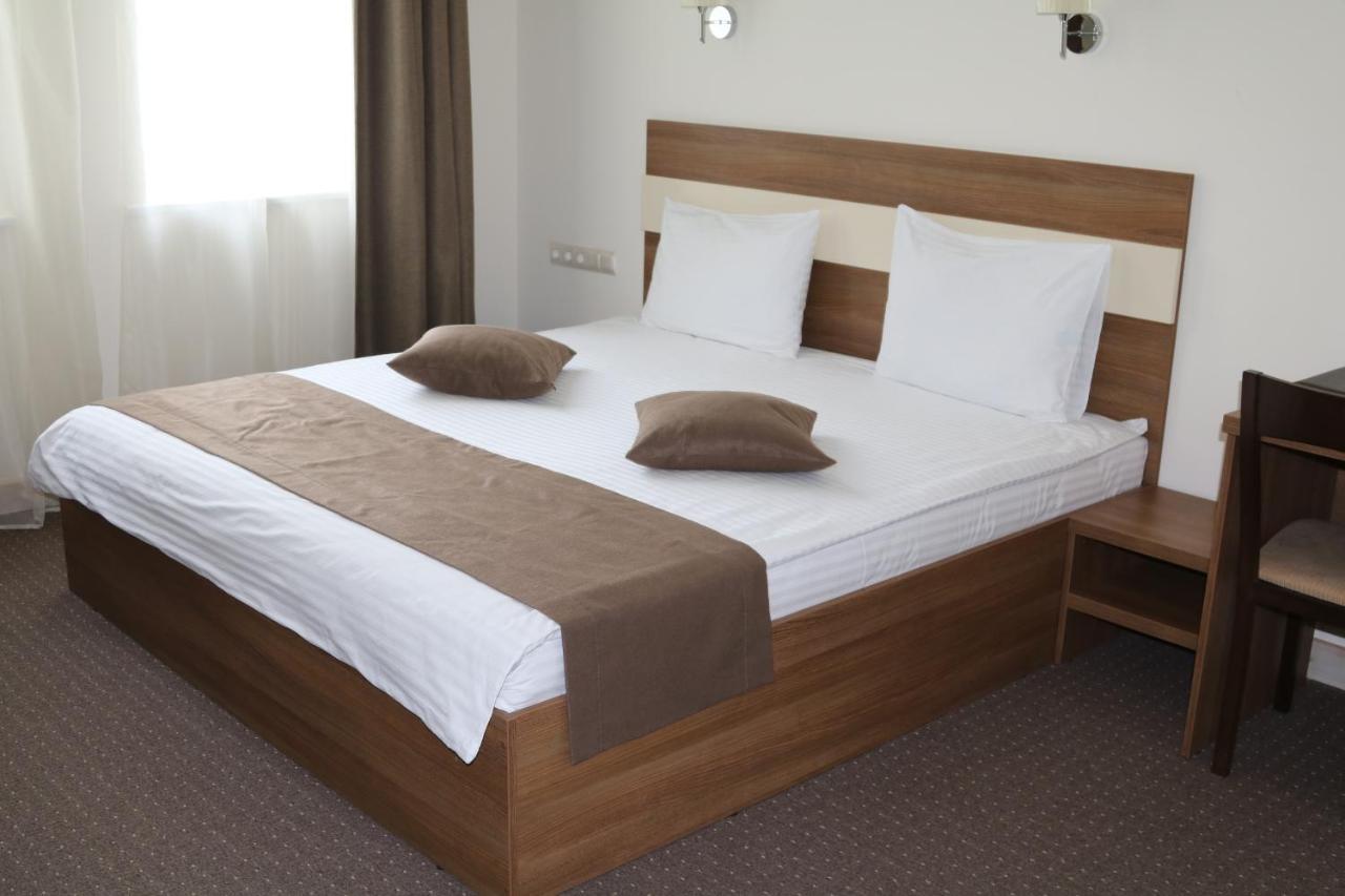 Smart Boutique Hotel วีเต็บส์ ภายนอก รูปภาพ