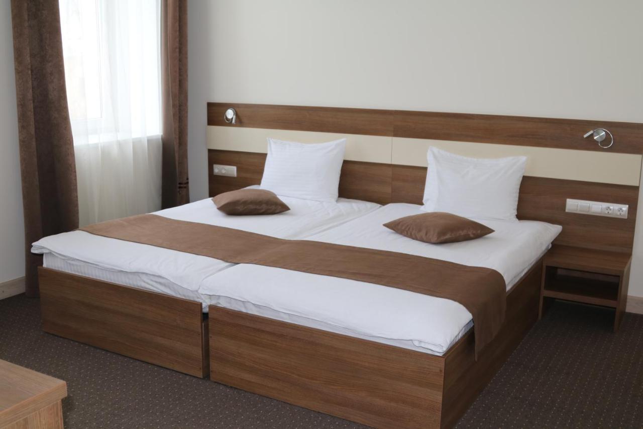 Smart Boutique Hotel วีเต็บส์ ภายนอก รูปภาพ